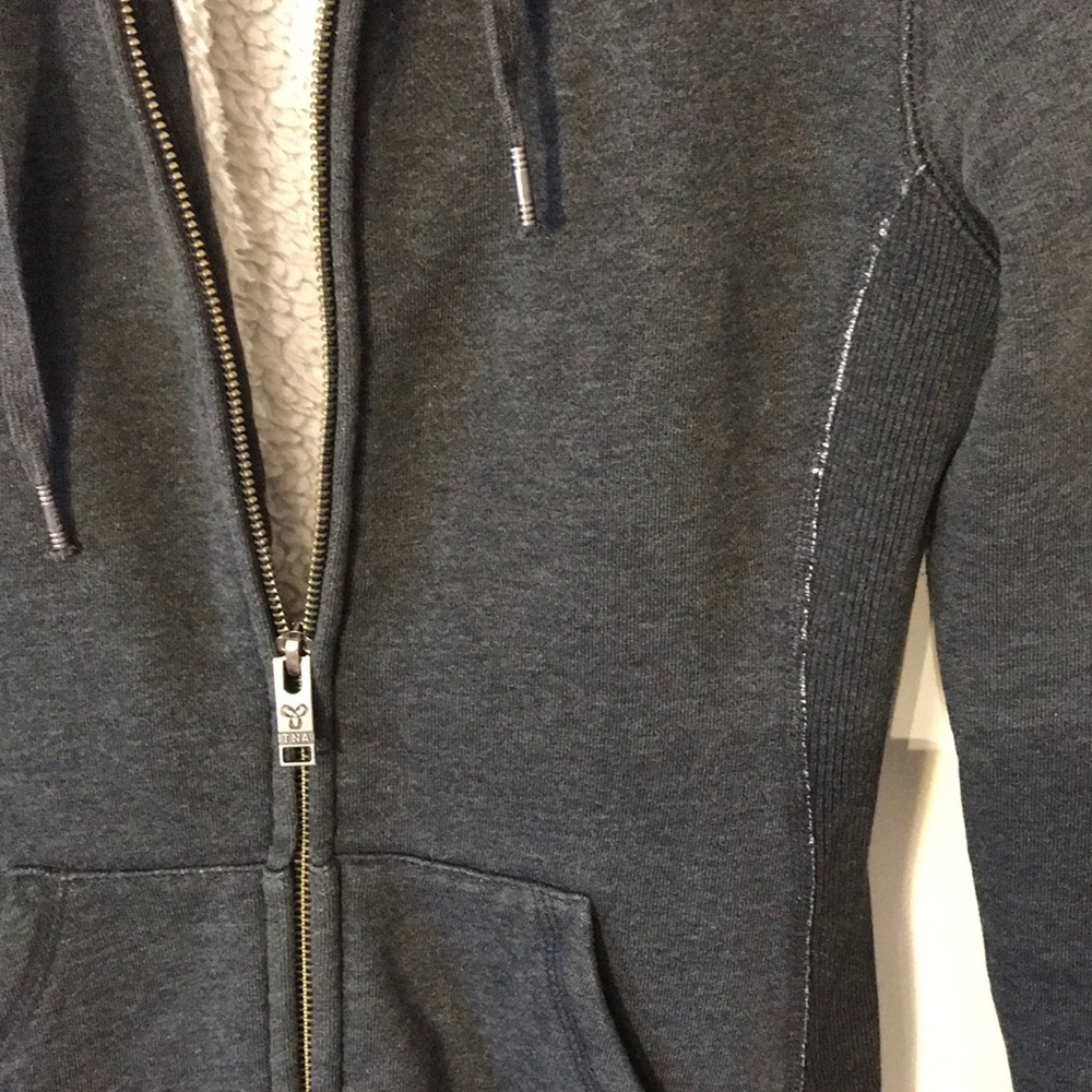 TNA (Aritzia) Sherpa Fleece Hoodie - Picture 6 of 10
